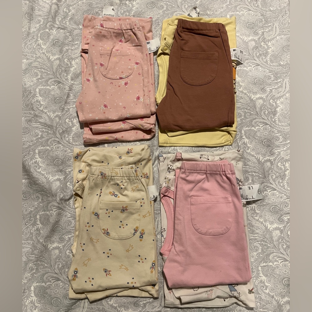 Uniqlo Kids long sleeved Pajama set BUNDLE- Size 90cm, 3T
